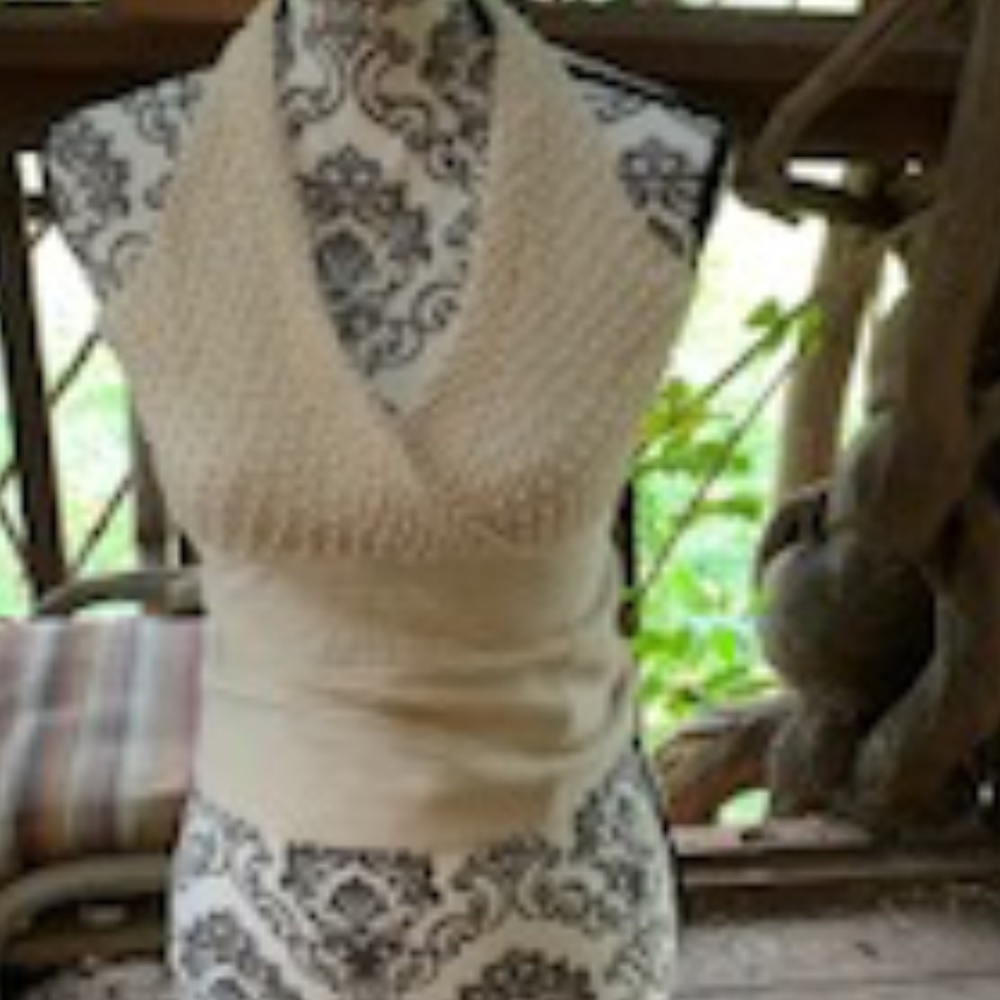 White House Black Market Pearl Embellished Wrap Knit Tank, Size Small